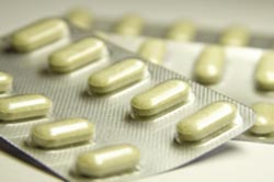 Tobramicina inalatória para pacientes com fibrose cística.