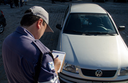 O efeito das penalidades atuais tem sido insuficiente para coibir tal prática.