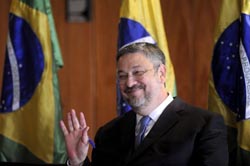 Ex ministro temporario