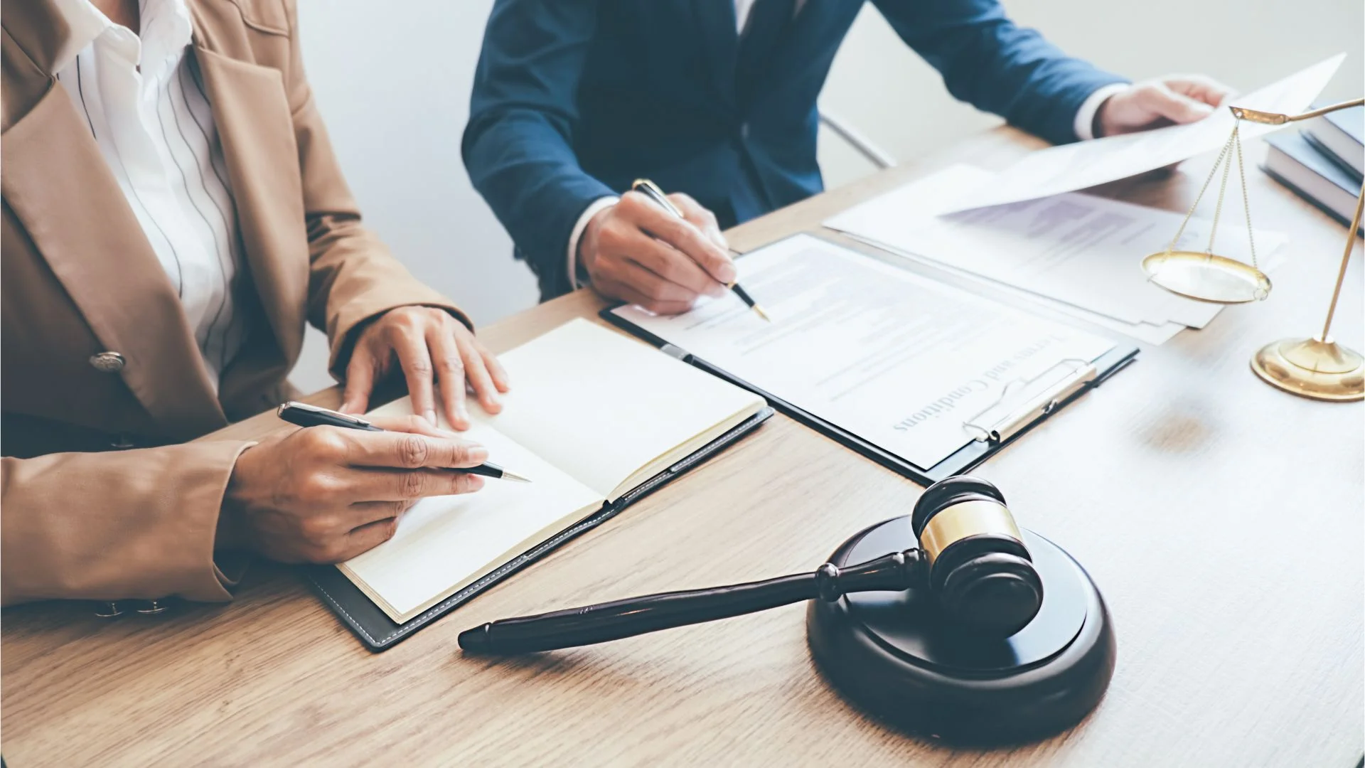 Jornal Empresas & Negócios