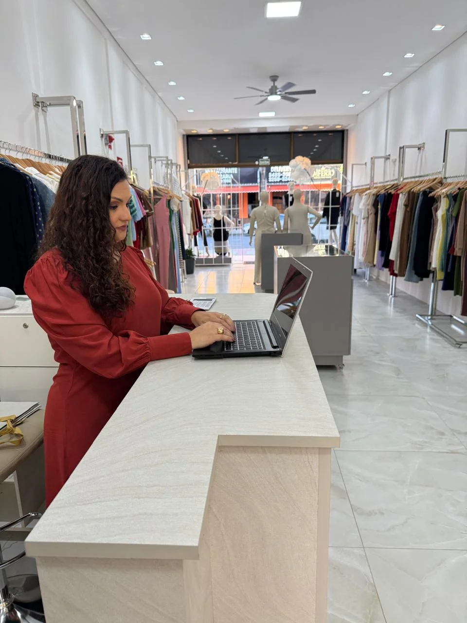 Jornal Empresas & Negócios